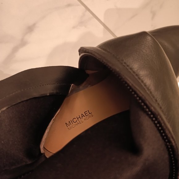 Michael Kors boots - Picture 4 of 10